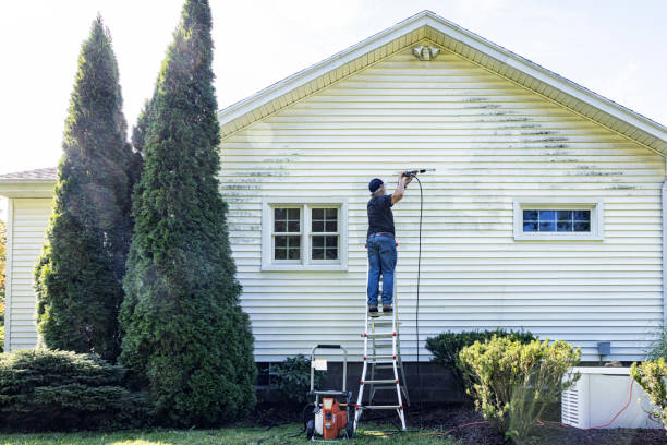 Best Driveway Pressure Washing  in Martinez, CA